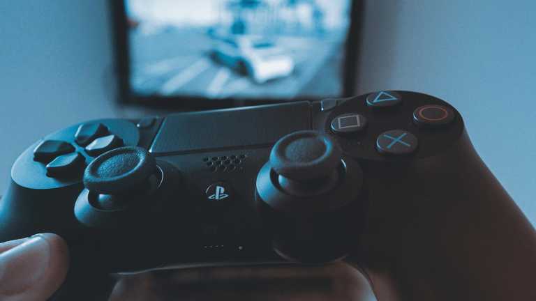 PlayStation Network Down: Gamers Stuck, Can’t Play!