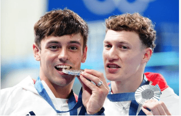 Silver Celebration: The Sweet Tom Daley Moment That Captivated Fans