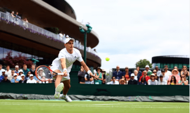 Zarazua Triumphs Over Raducanu in a Thrilling Wimbledon 2024