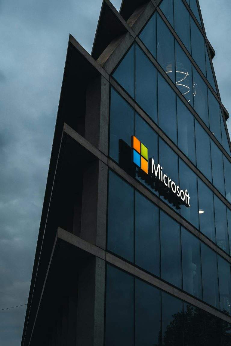Frustrated Users Ask: Is Microsoft Outlook Down Right Now?
