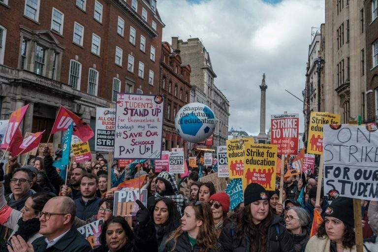 UK Reform in Dispute With Labour Over Immigration Policy